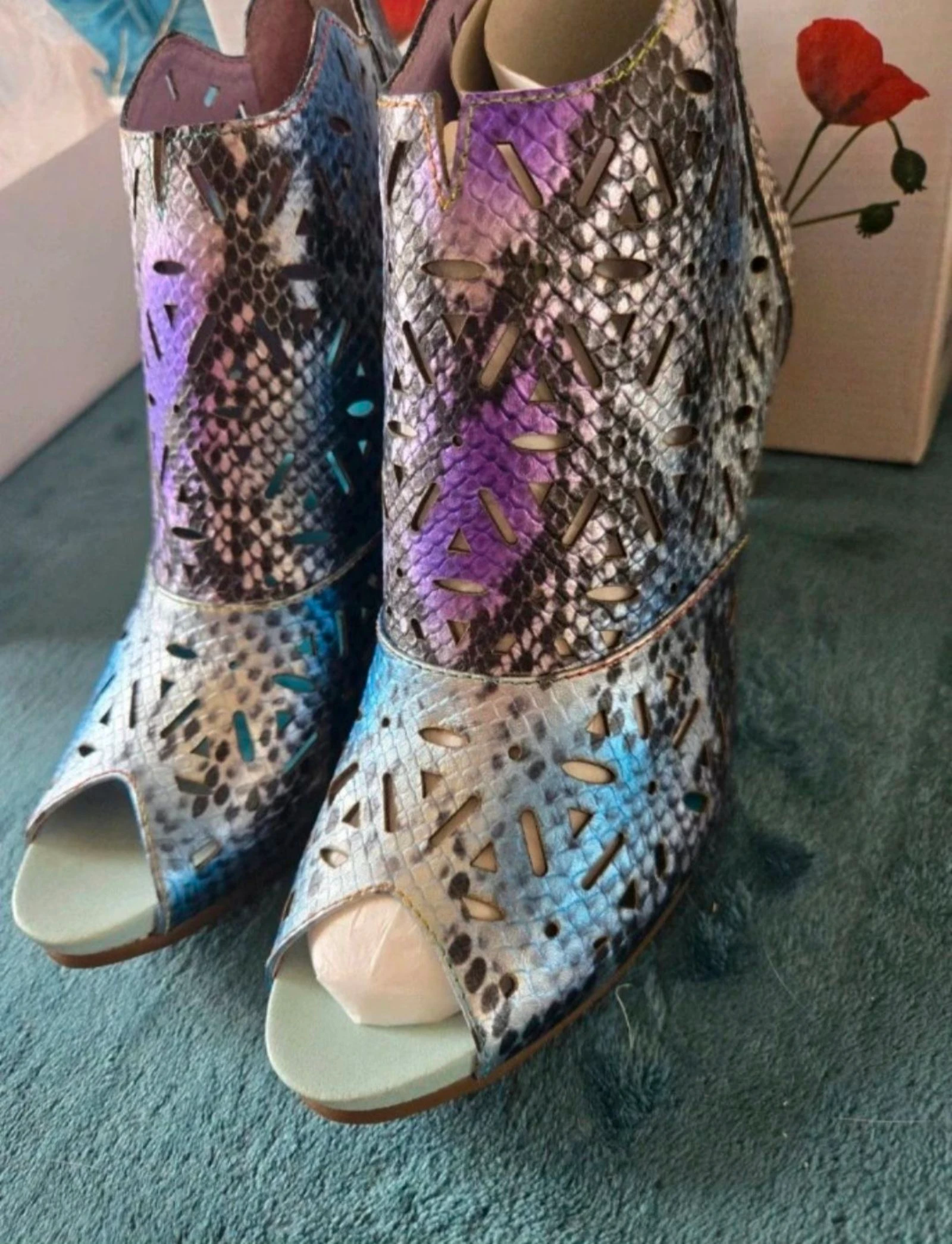 Zapatillas Laura Vita nuevas talla 40 – photo 2